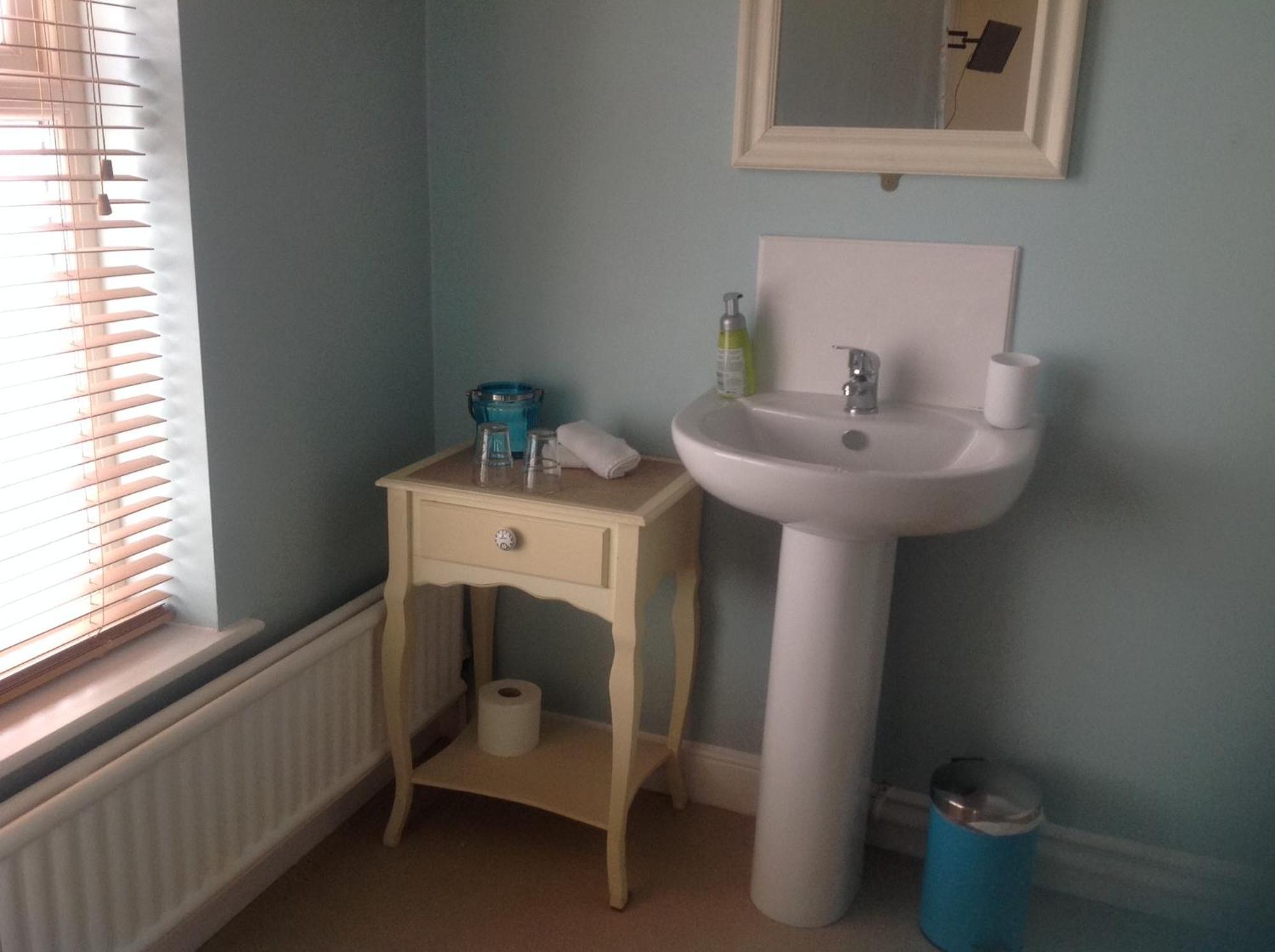 Lilly'S Pad Bed and Breakfast Keelby Rum bild