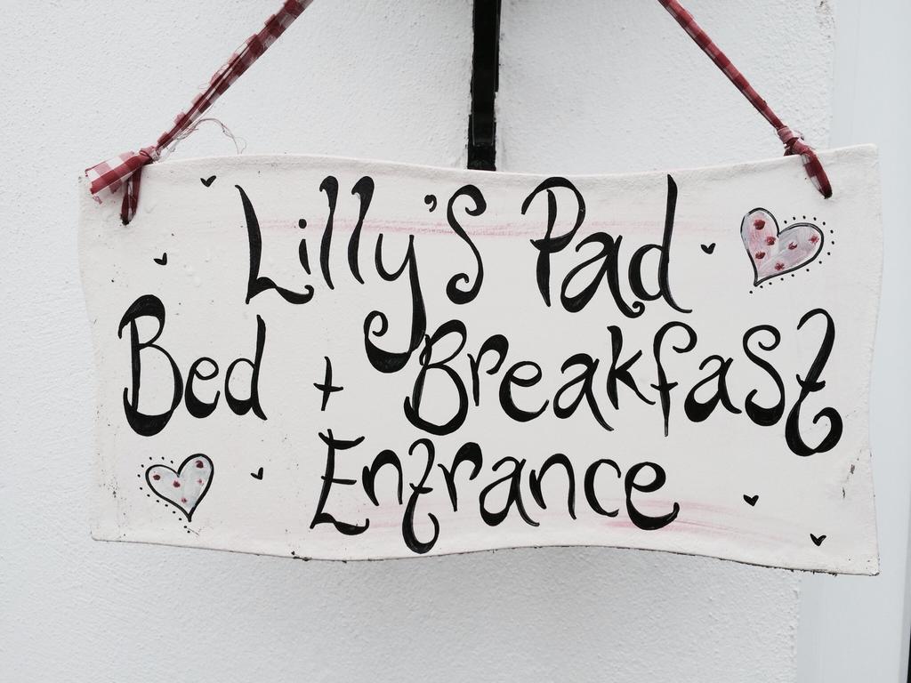 Lilly'S Pad Bed and Breakfast Keelby Rum bild